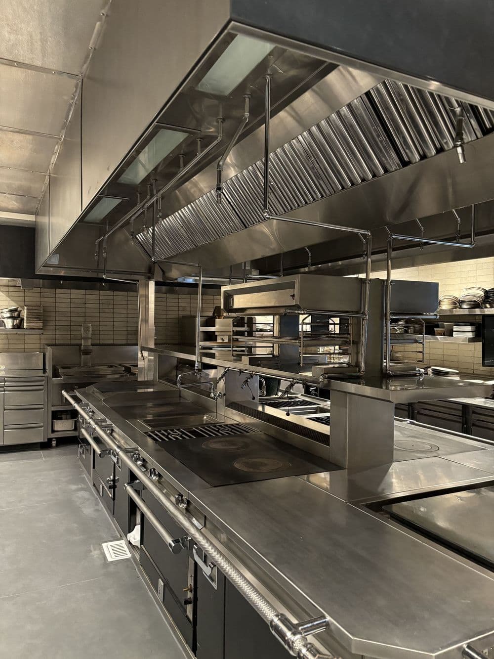 Gallery photos for Commercial Kitchen Deep Cleaning: Image #5
